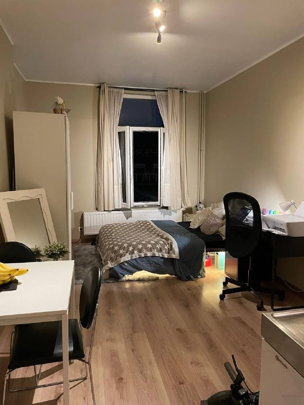 Studio cosy meublé 27–30m² – Centre-ville - Image 3